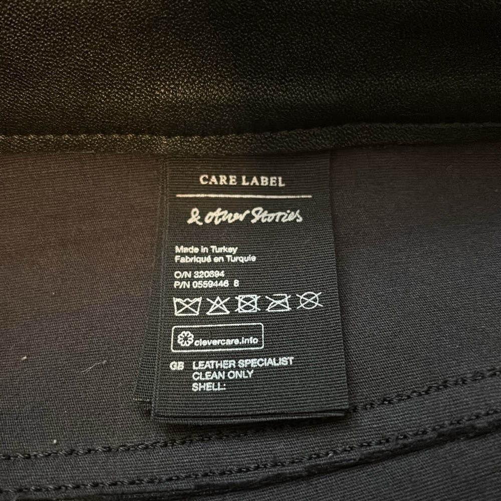 And Other Stories high-waist, straight leg black leather Jean size 8/40 - Picture 6 of 6